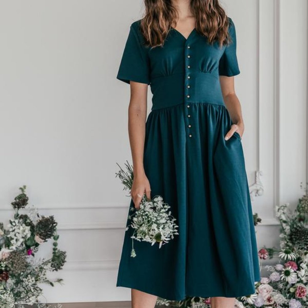 Jessa Kae Folklore Button Dress in Forest Green